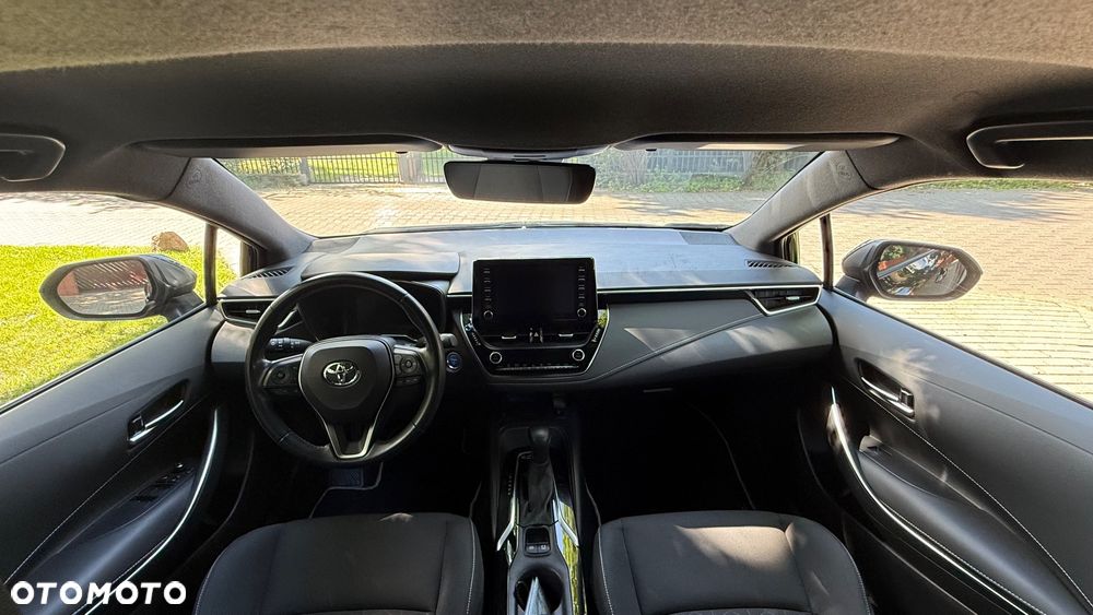 Toyota Corolla 1.8 Hybrid Executive - 19