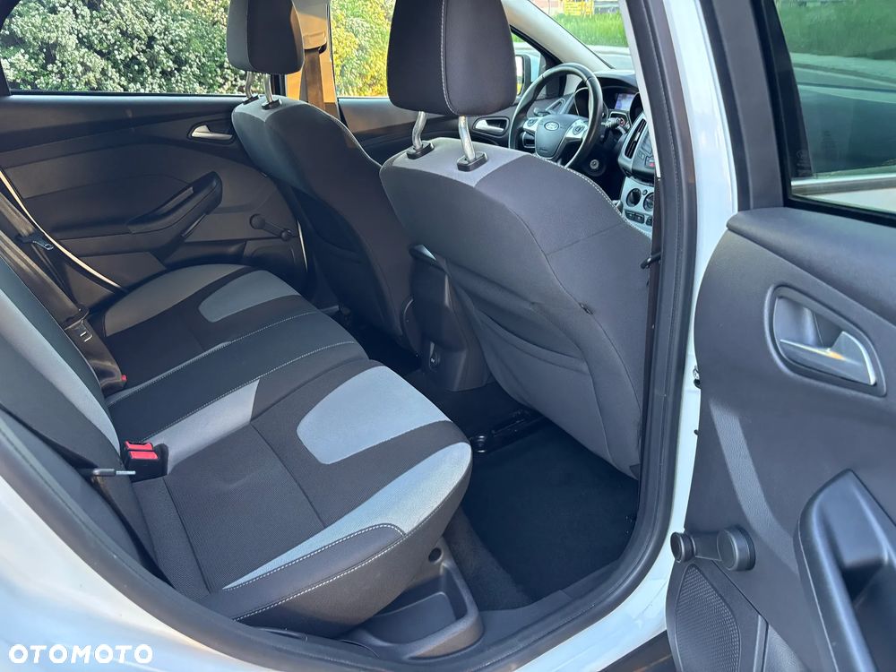 Ford Focus 1.0 EcoBoost Start-Stopp-System Ambiente - 16