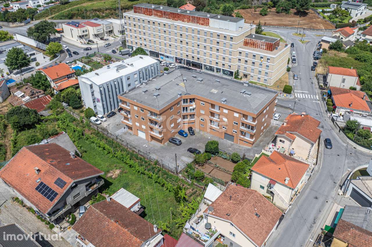 Oportunidade! T3 em Nogueira, Braga - Grande imagem: 4/27