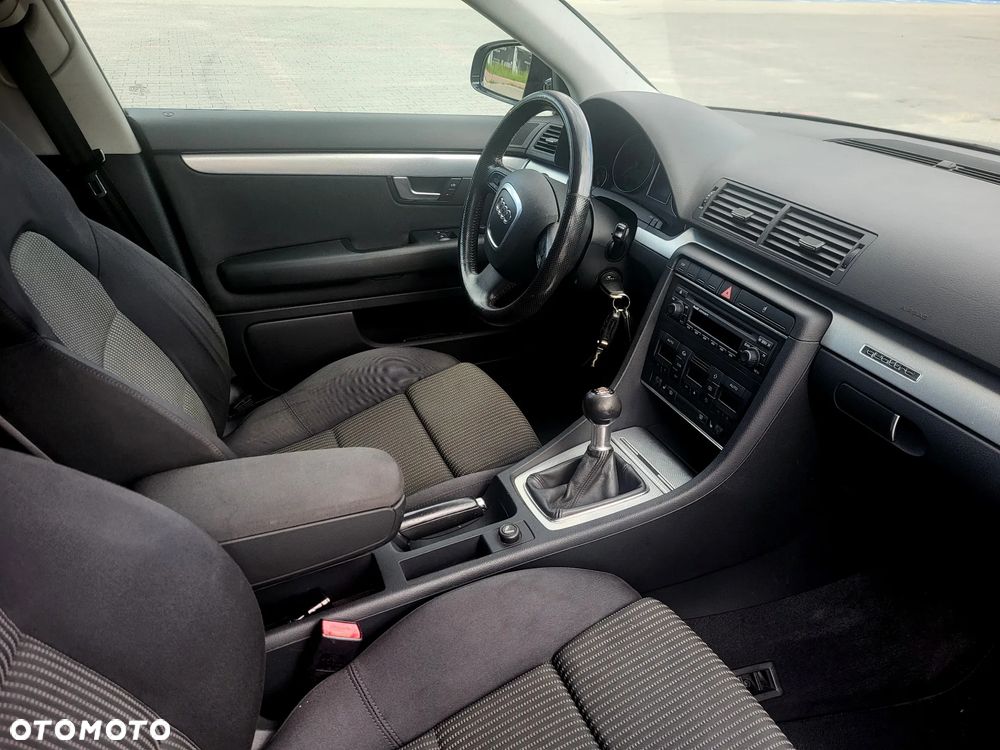 Audi A4 Avant 1.8 T quattro - 14