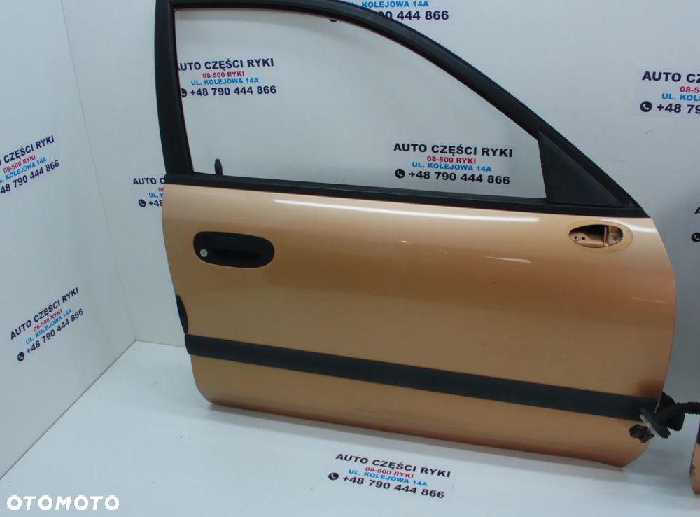 Mitsubishi Carisma drzwi prawe lewe przednie części K80 - 5