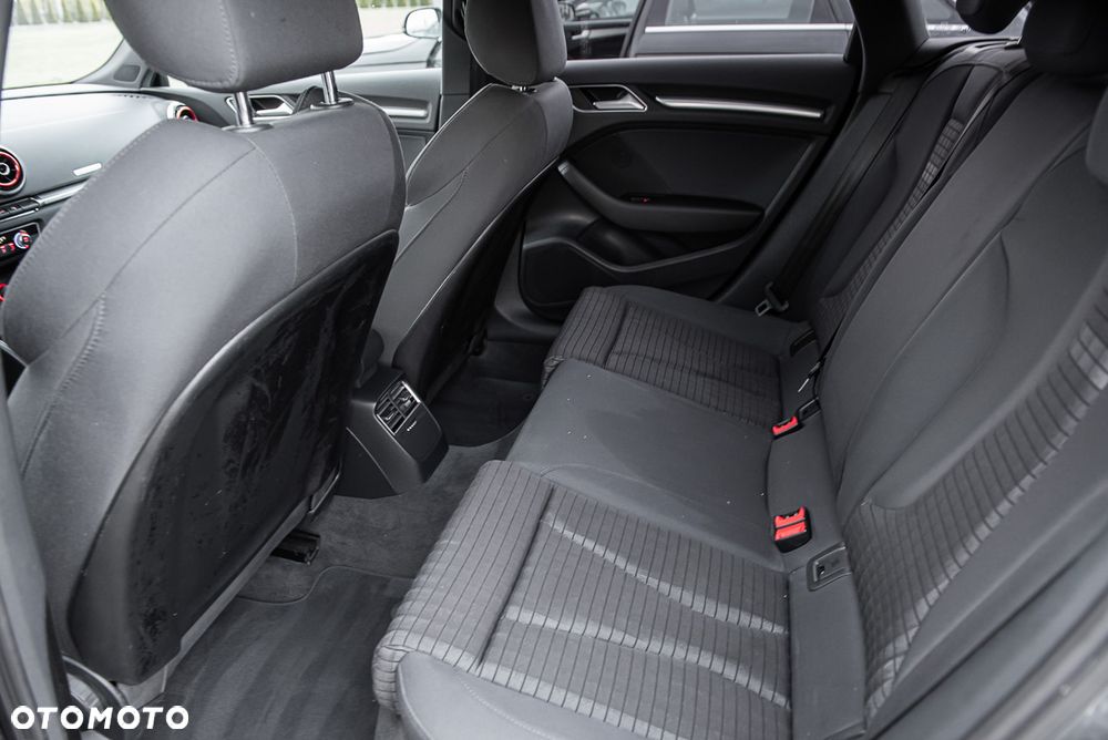 Audi A3 Sportback 2.0 TDI (clean diesel) S line Sportpaket - 20