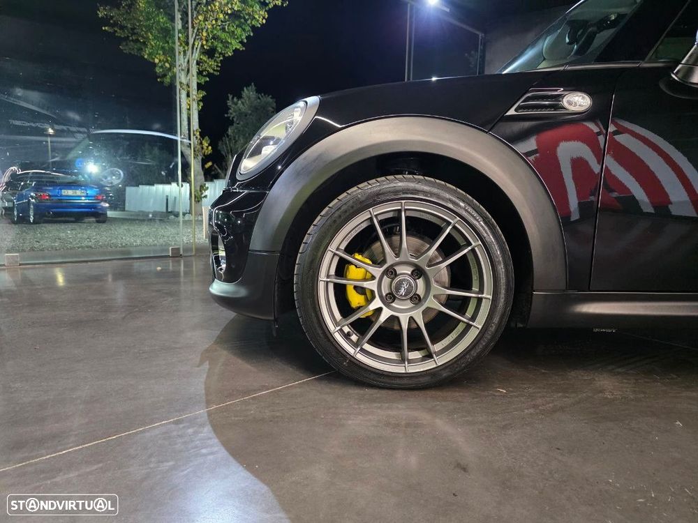 MINI 3 Portas Cooper D - 29