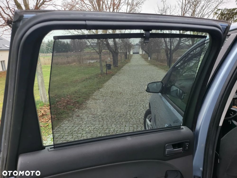 Ford Focus C-Max 1.6 TDCi Ghia - 19