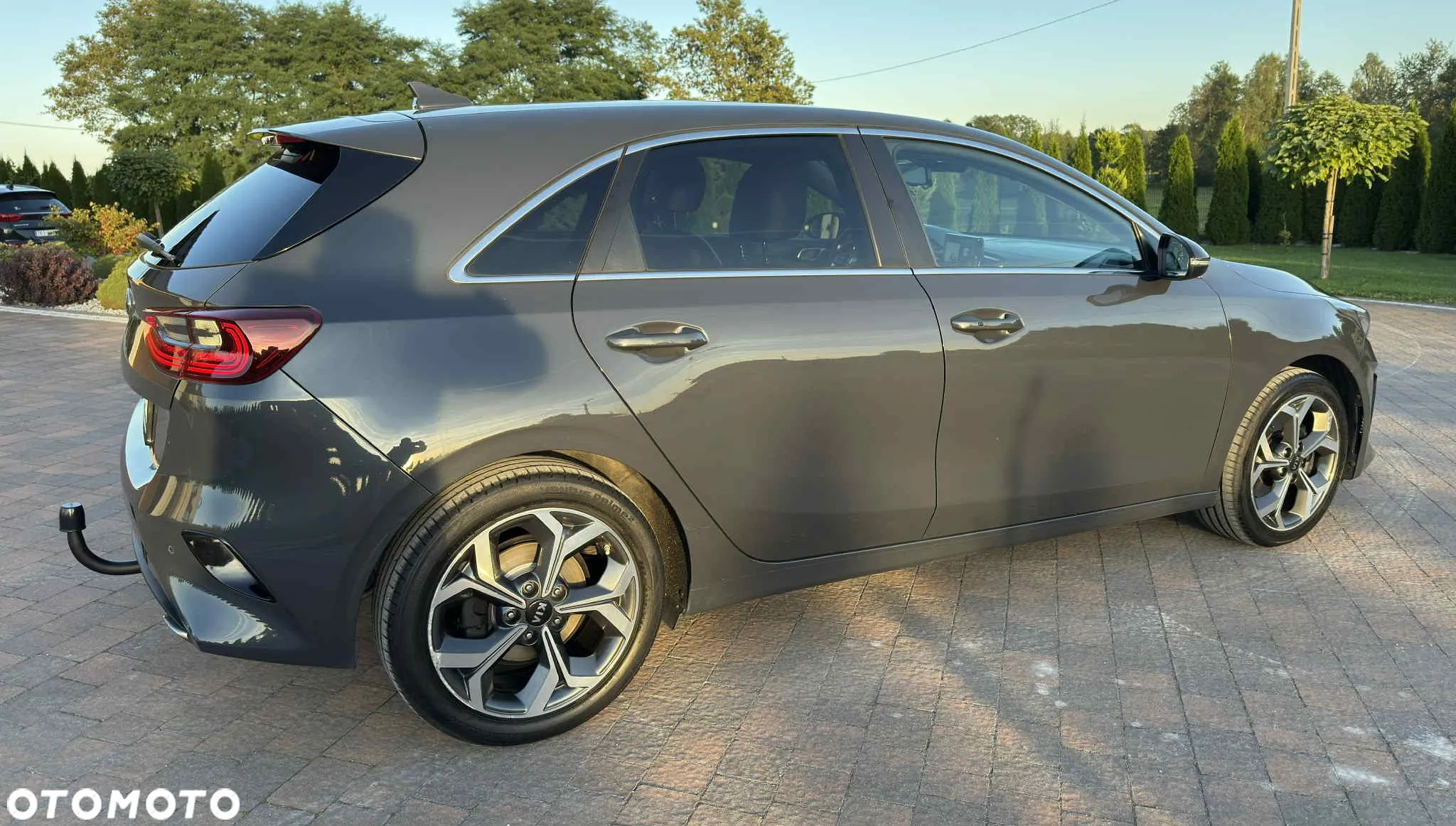 Kia Ceed - 7