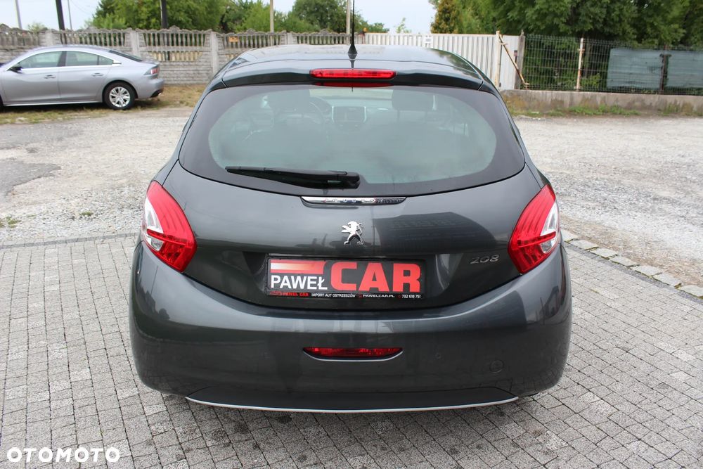 Peugeot 208 PureTech 82 Active - 12