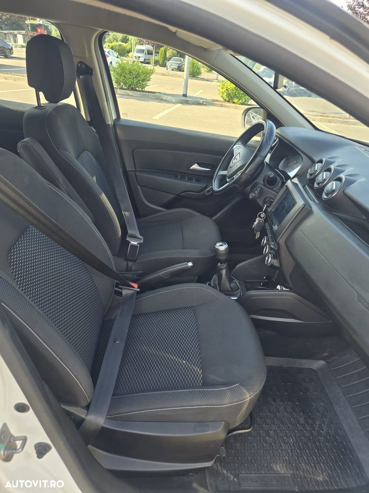 Dacia Duster 1.5 dCi Essential - 8