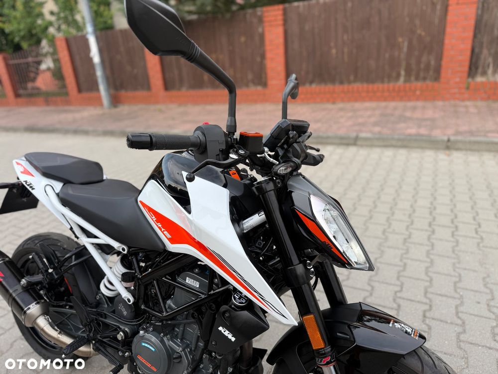 KTM Duke 390 - 4