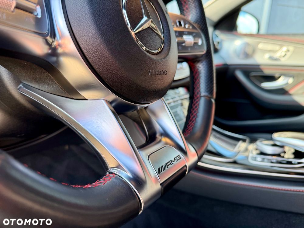Mercedes-Benz Klasa E AMG 53 4-Matic+ - 38