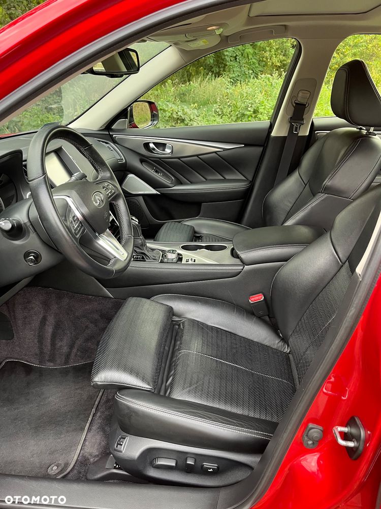 Infiniti Q50 2.0t Sport Tech EU6 - 5