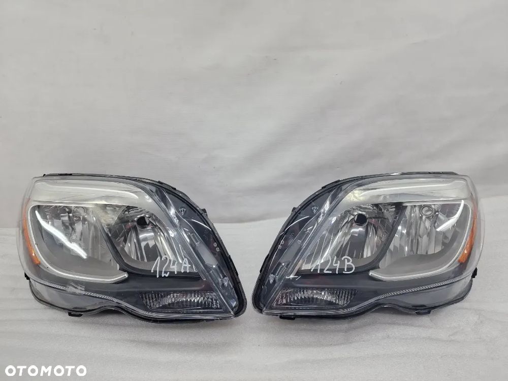 MERCEDES GLK X204 LIFT KOMPLET LEWA + PRAWA LAMPA PRZEDNIA PRZÓD , NR A2048201439 / A2048201339 , NR AUKCJI LL124 - 1