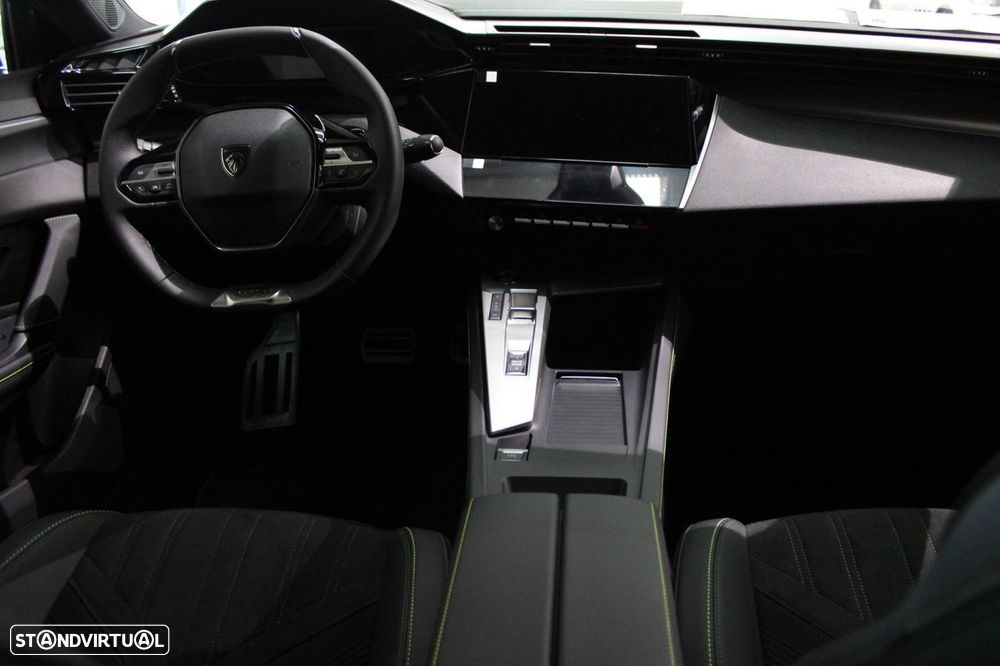 Peugeot 408 1.6 Hybrid GT e-DCS7 - 22