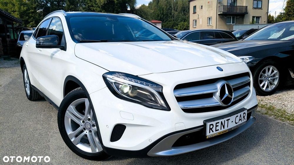 Mercedes-Benz GLA 200 d 4-Matic - 6