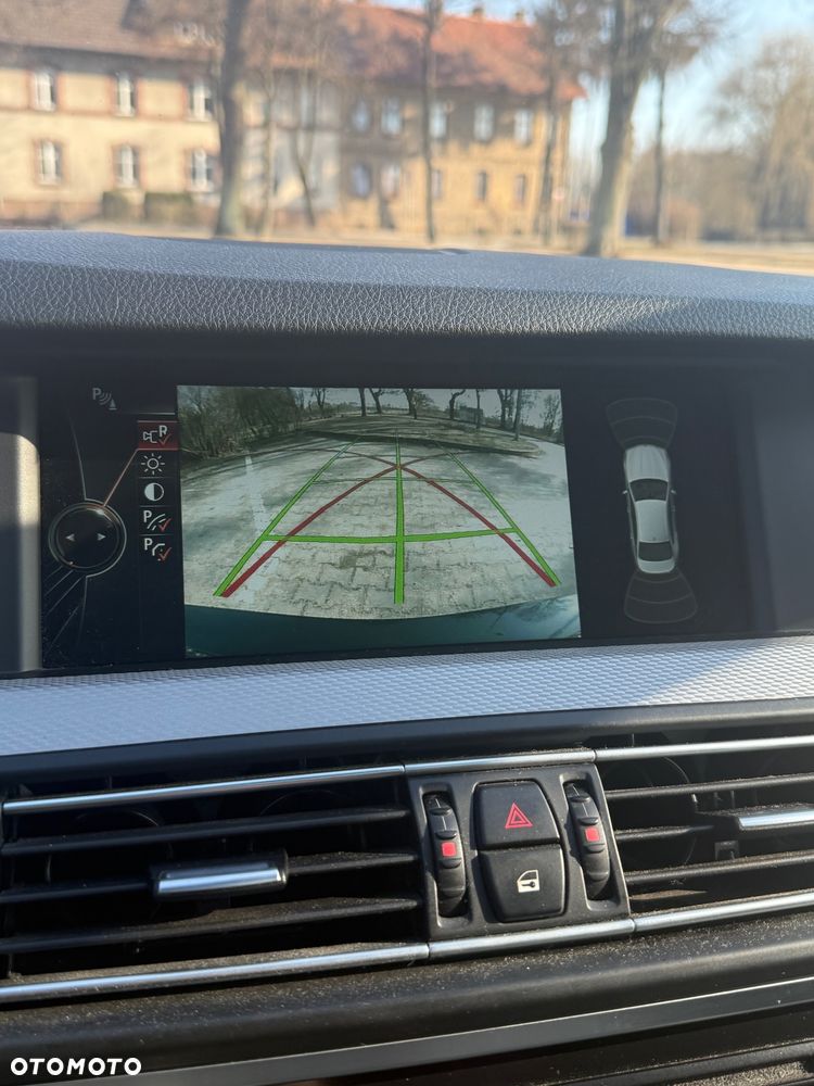 BMW Seria 5 535d xDrive Sport-Aut - 17