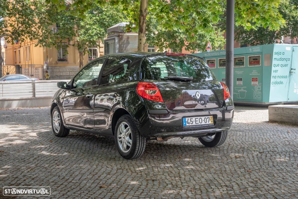 Renault Clio 1.5 dCi Confort - 17