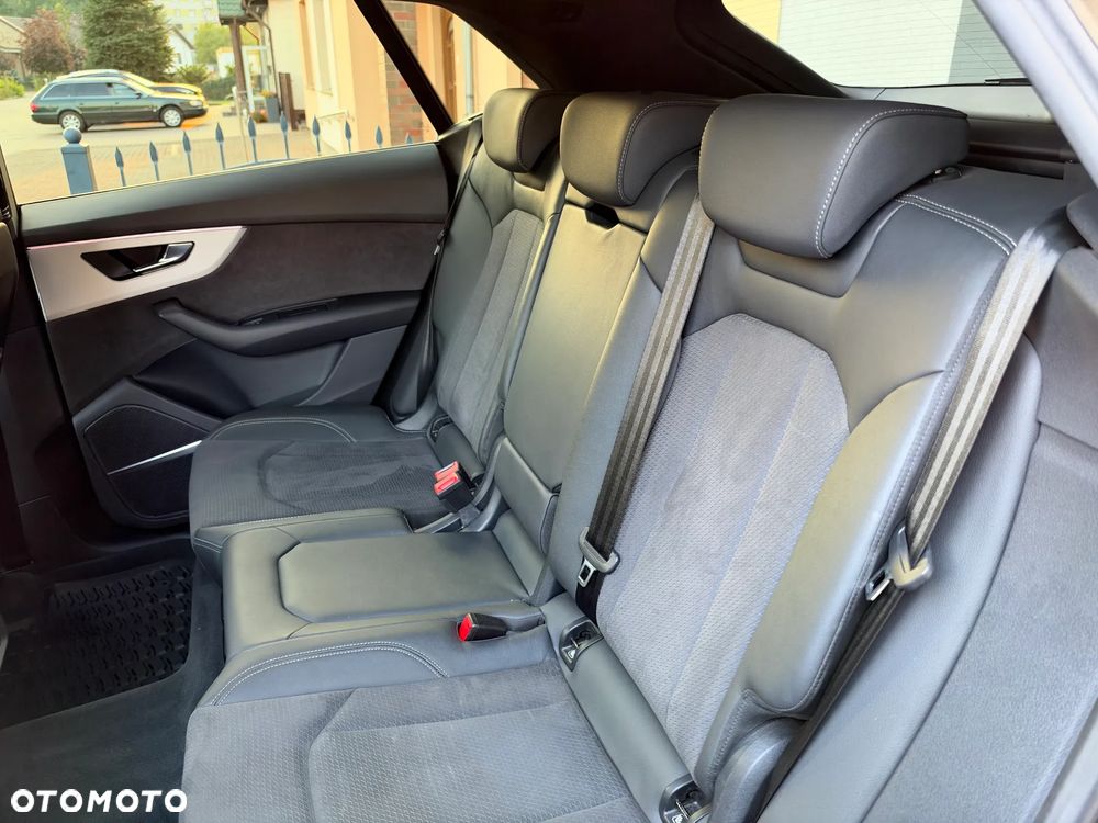 Audi Q8 - 9
