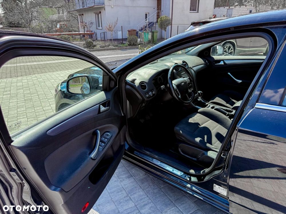 Ford Mondeo 2.2 TDCi Titanium - 8