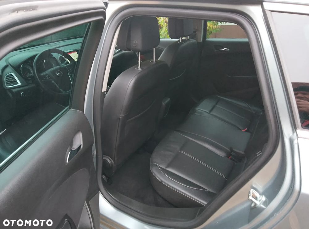 Opel Astra 1.6 D (CDTI) Start/Stop Business - 24