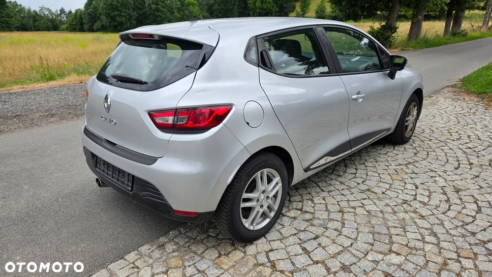 Renault Clio 1.2 16V 75 Dynamique - 6