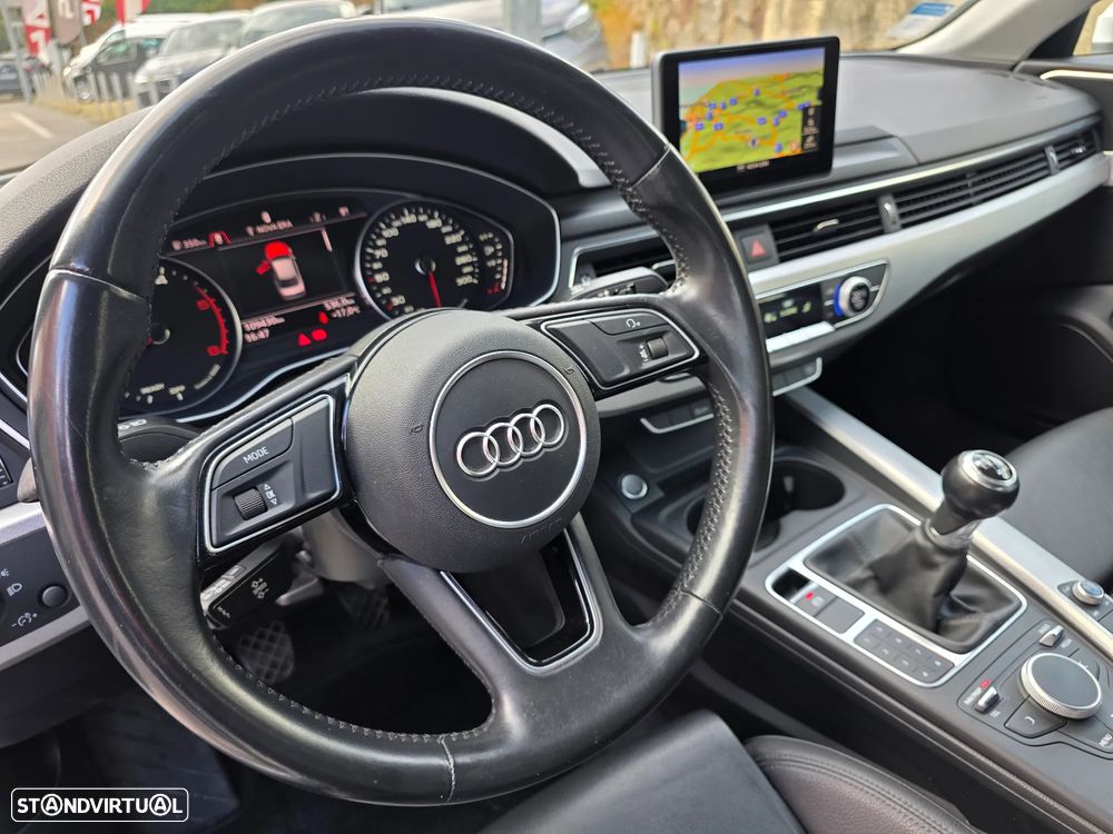 Audi A4 2.0 TDI Business Line Sport - 10