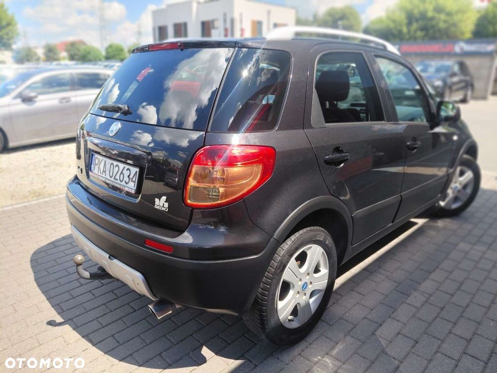 Fiat Sedici - 8