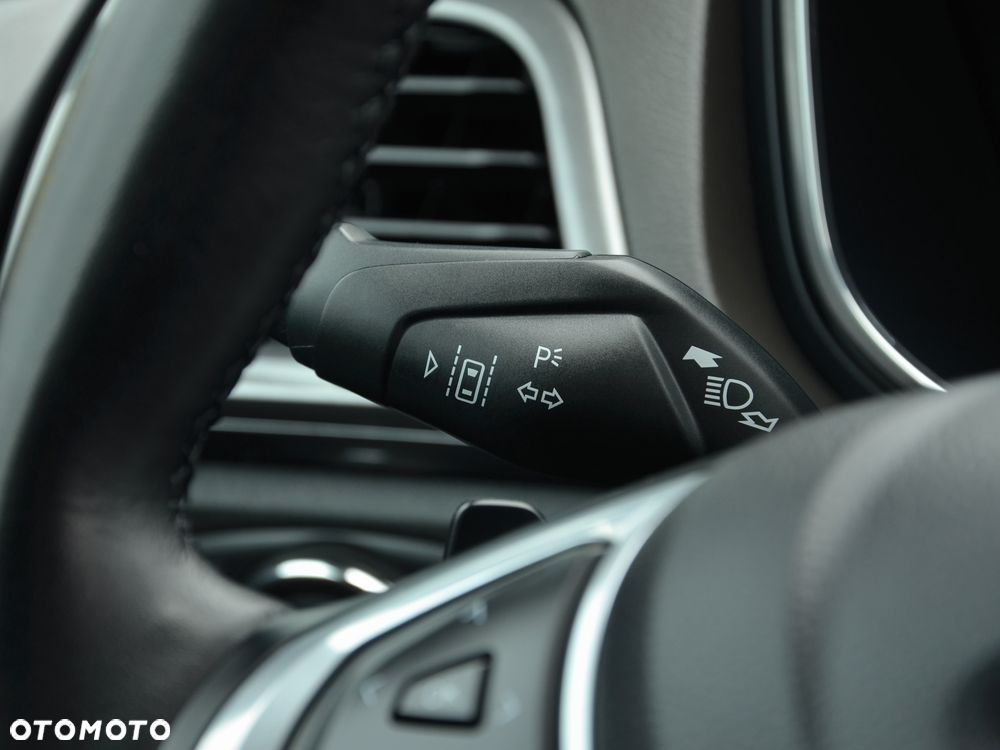 Ford Mondeo 2.0 EcoBlue Titanium - 26