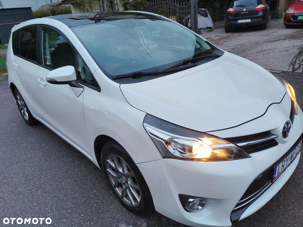 Toyota Verso 1.6 7-Sitzer Life - 25