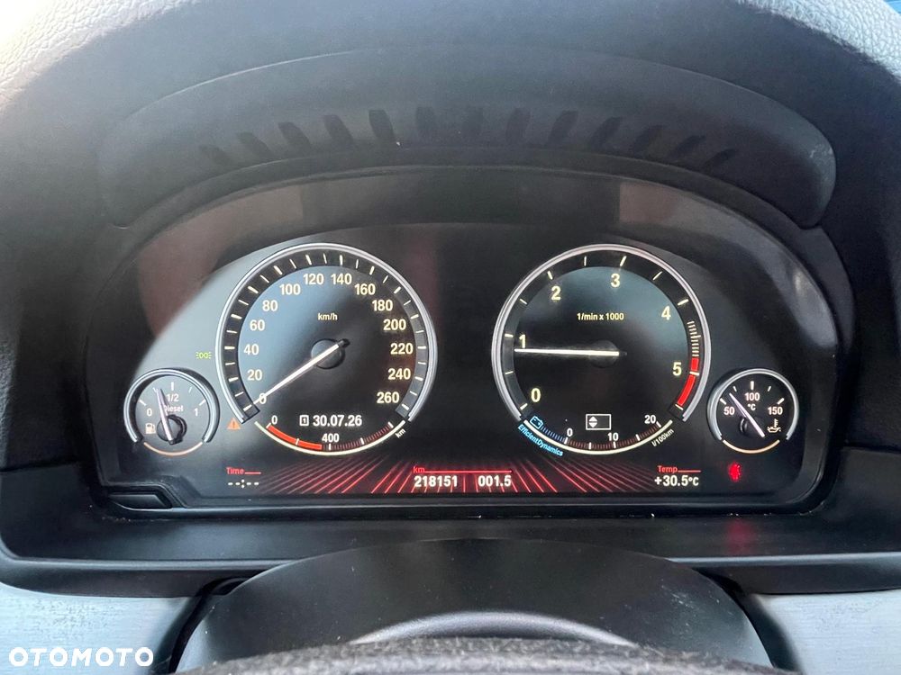 BMW Seria 5 520d Blue Performance - 12