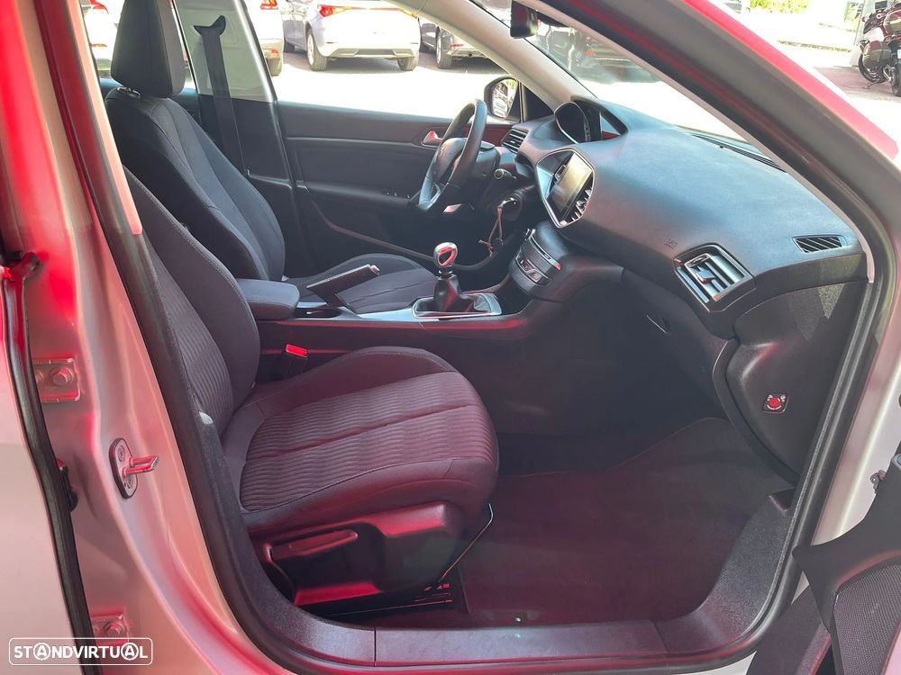 Peugeot 308 SW 1.6 BlueHDi Active - 12