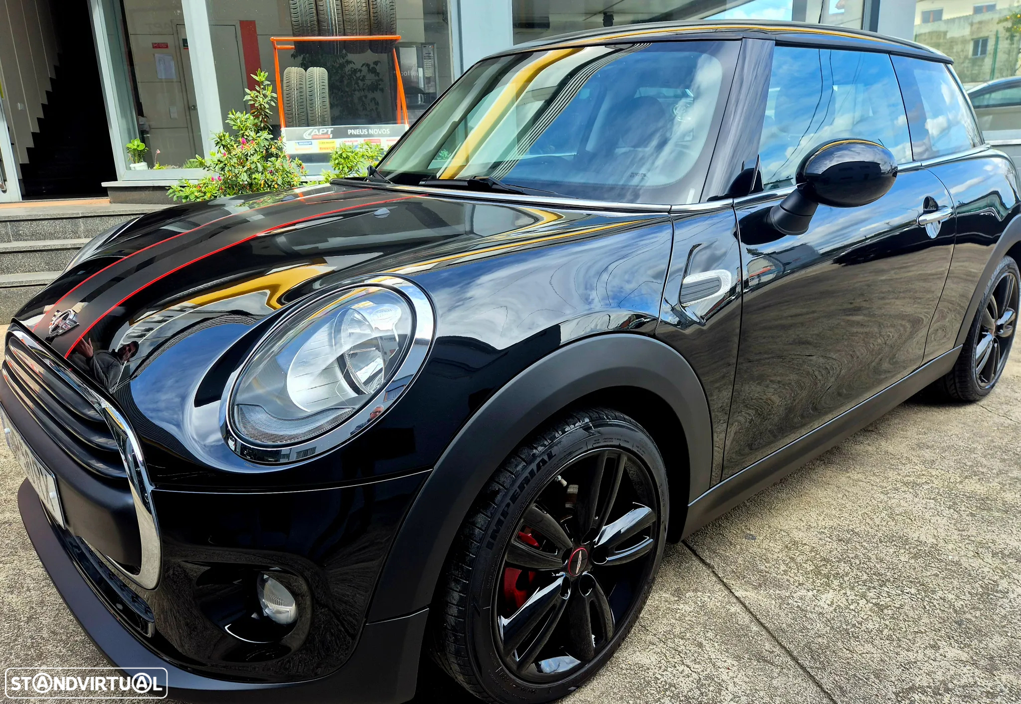 MINI 3 Portas One - 24
