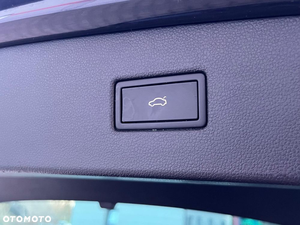 Volkswagen Tiguan 2.0 TDI SCR Elegance DSG - 32