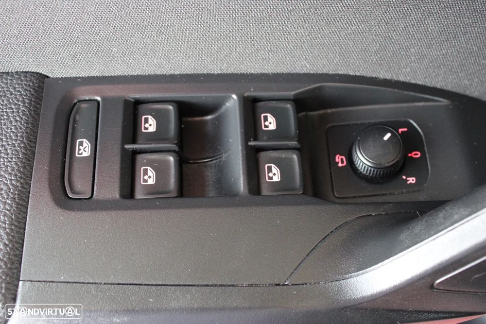 SEAT Ibiza 1.0 TSI FR - 27