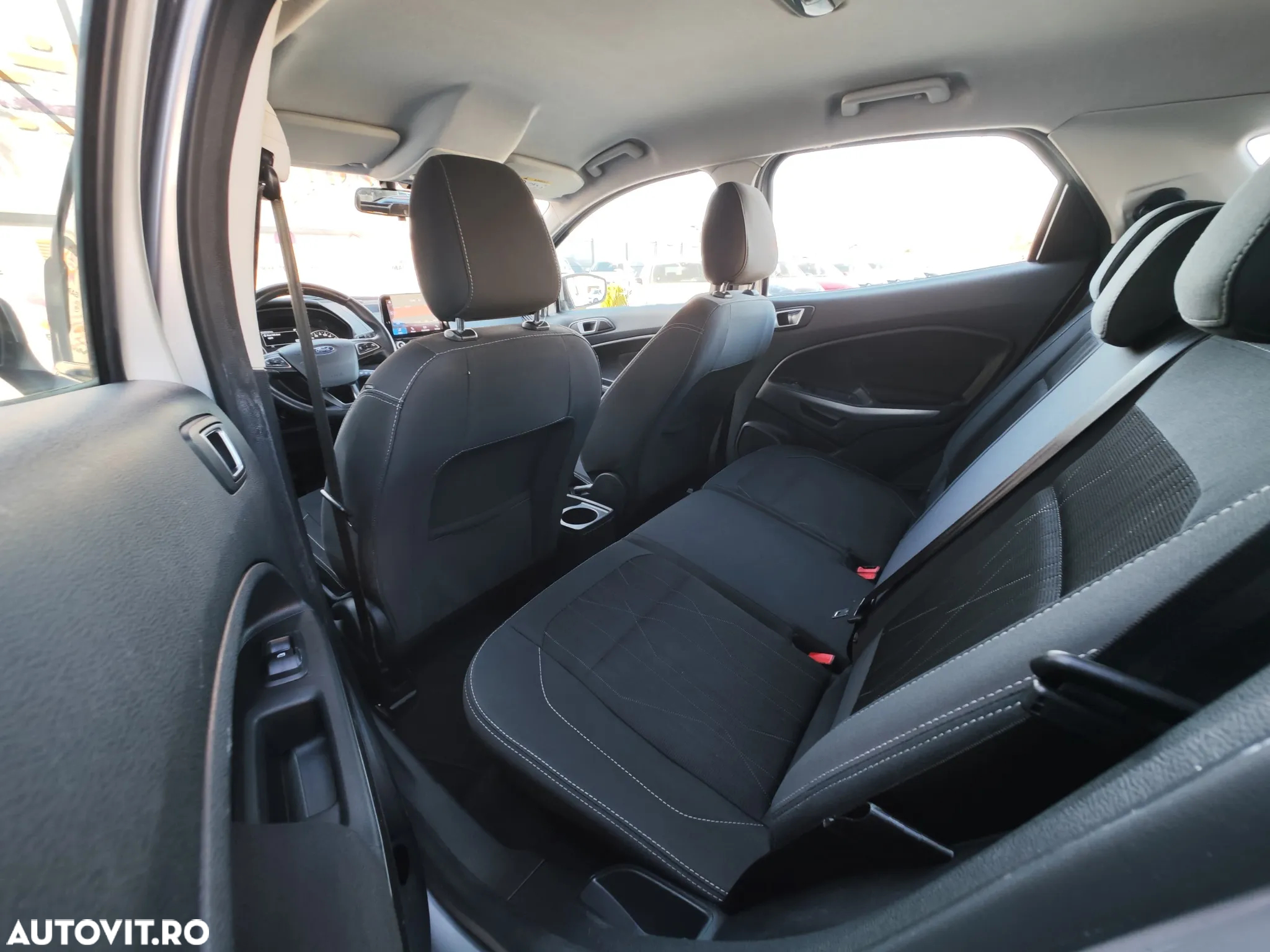 Ford EcoSport - 24