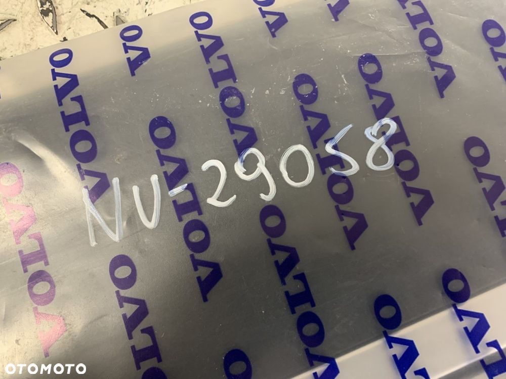 NOWA ORYGINALNY LISTWA DRZWI PRAWY TYŁ VOLVO XC70 II 2 07-16 31276155 - 9