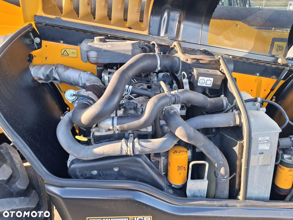 JCB 535 - 125 Hi Viz - 8