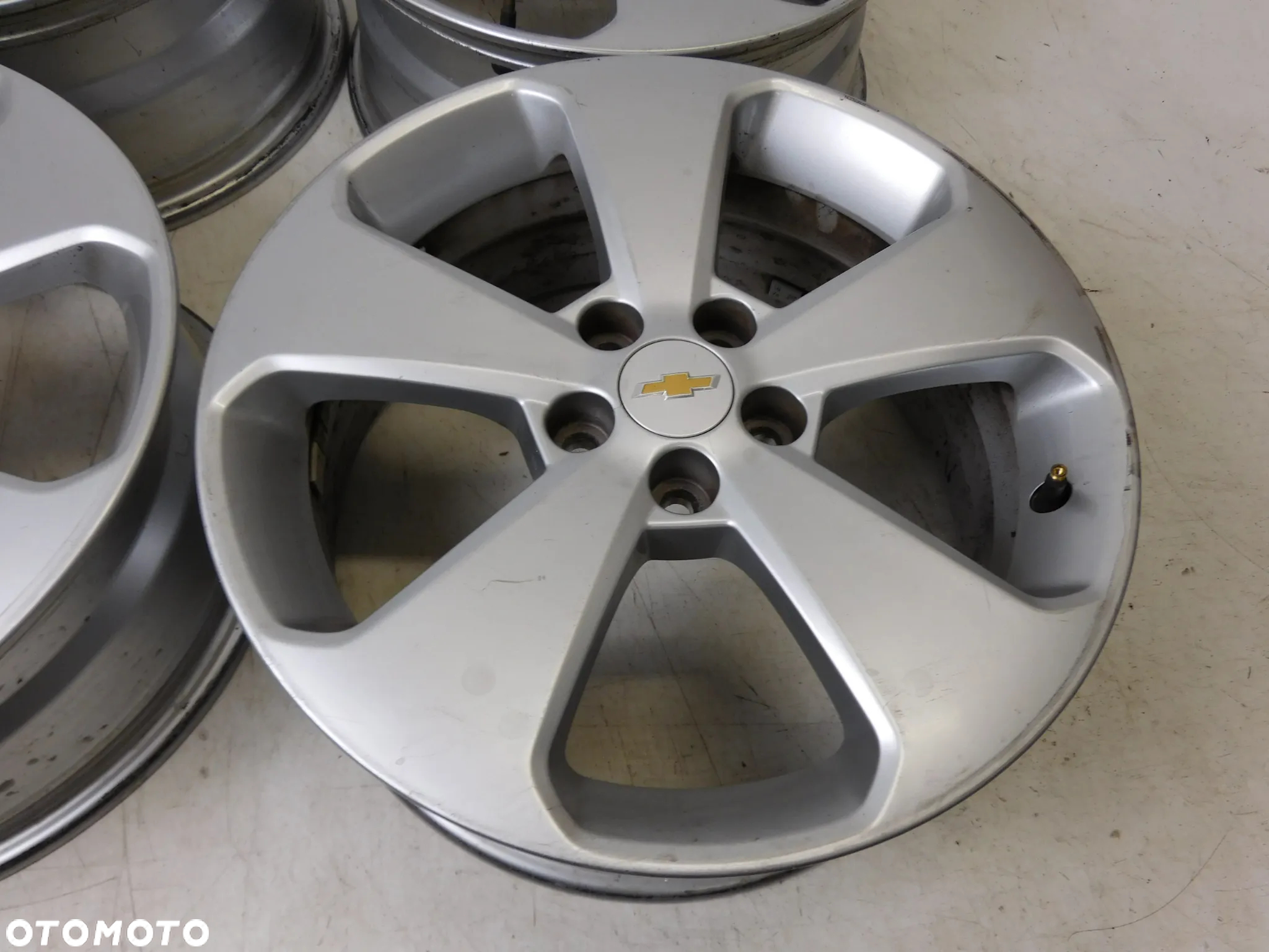 FELGI aluminiowe17 CHEVROLET TRAX CRUZE MOKKA 5x105 - 5