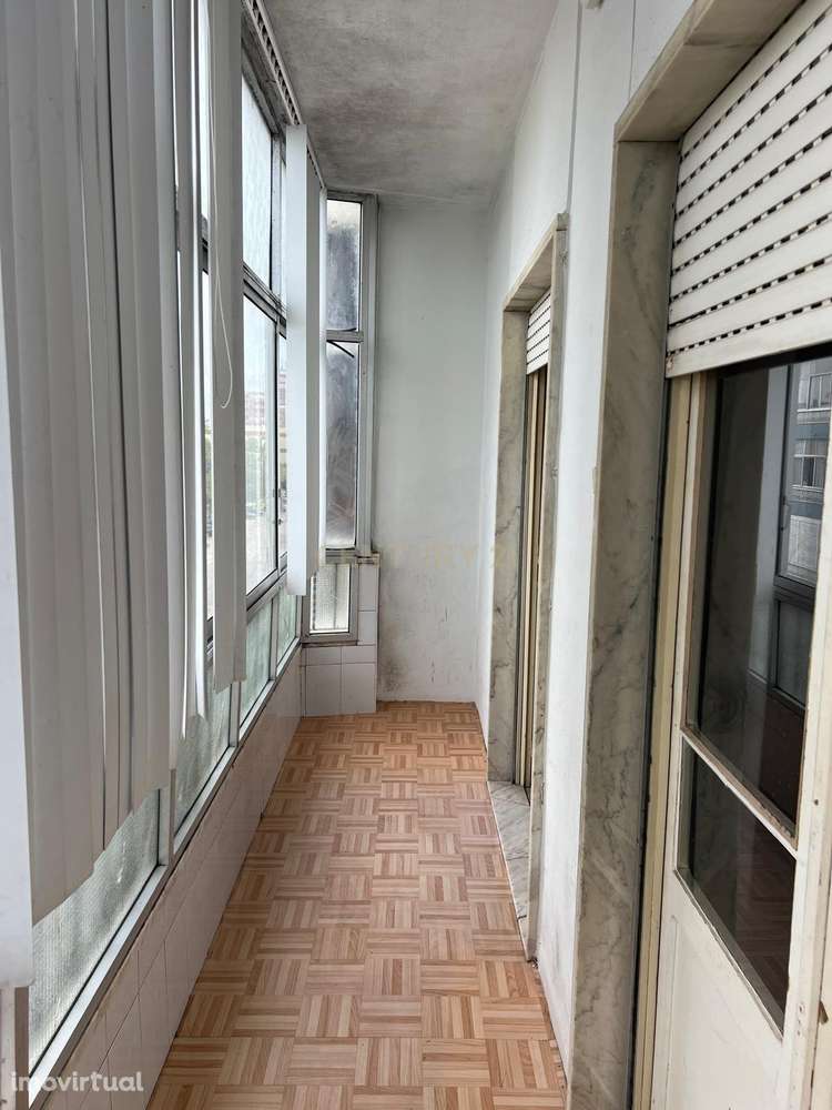 Apartamento de 3 assoalhadas , Laranjeiro, Almada - Grande imagem: 2/14