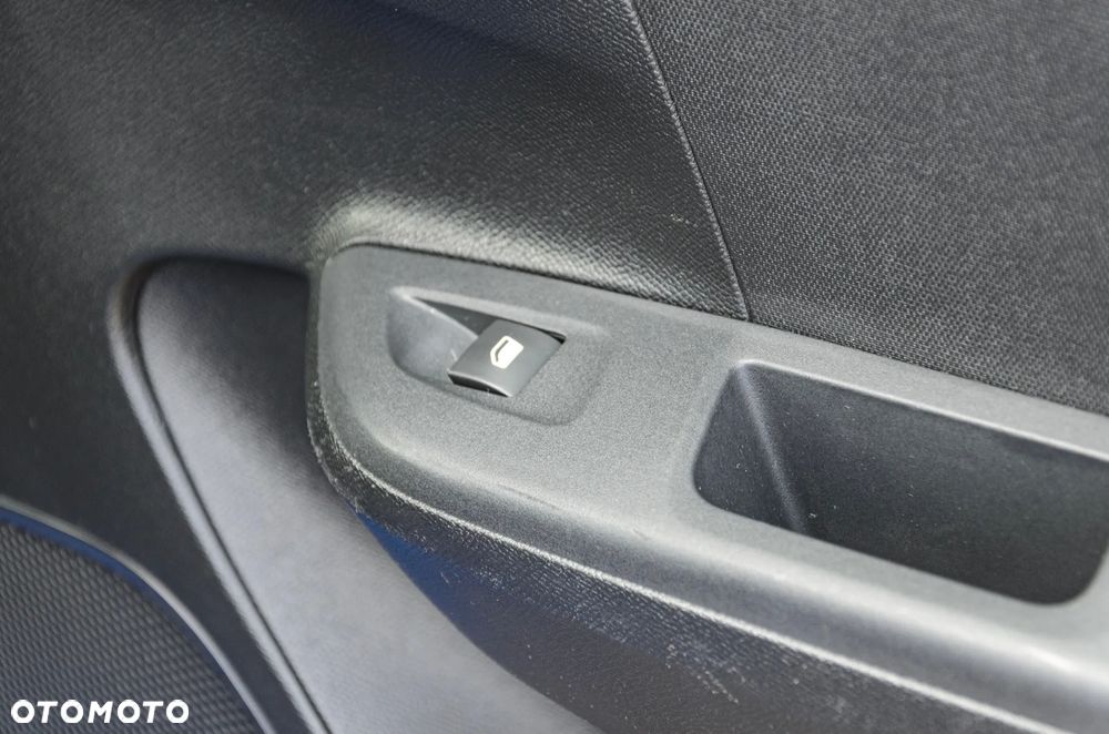 Opel Corsa - 22