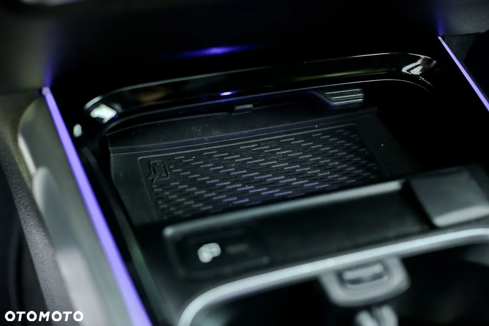 Mercedes-Benz GLB AMG 35 4Matic AMG Speedshift DCT 8G - 25