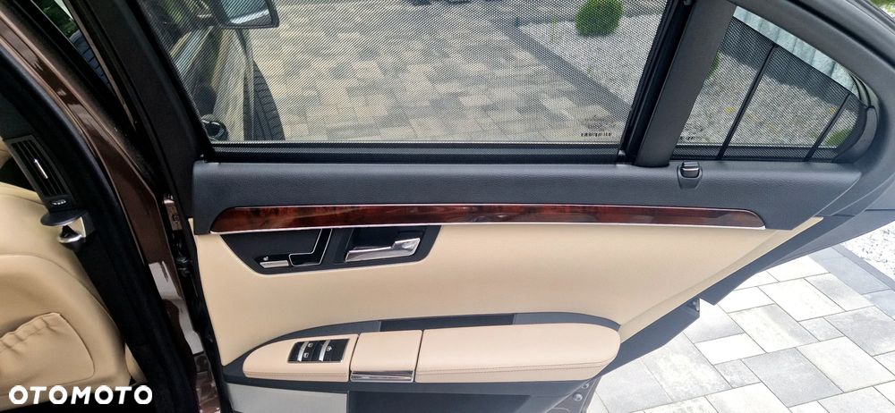 Mercedes-Benz Klasa S 350 (BlueTEC) d 4Matic 7G-TRONIC - 12