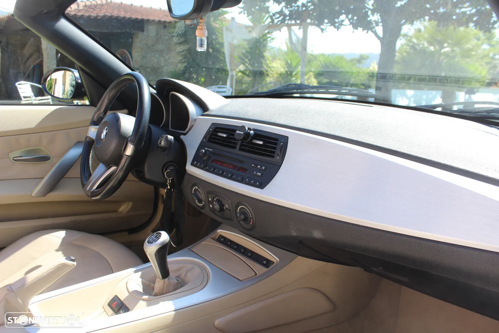 BMW Z4 2.0i - 25