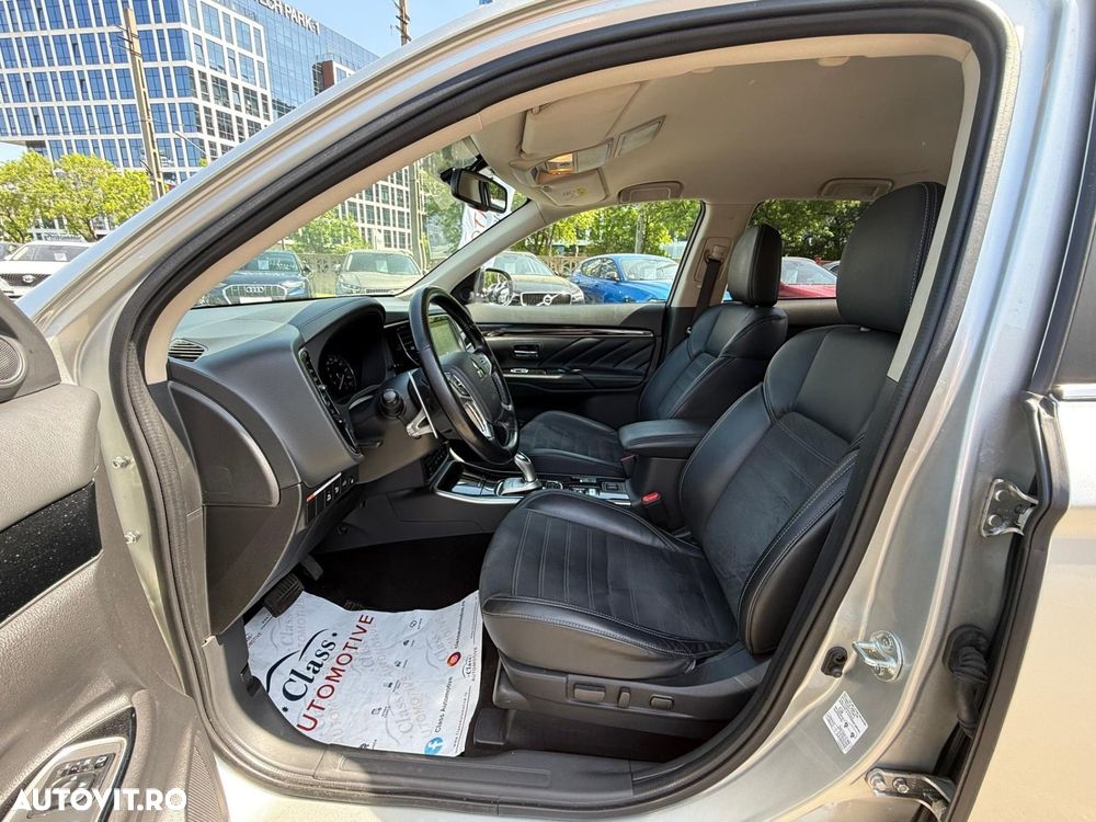 Mitsubishi Outlander 2.0L AS&G CVT Instyle - 8