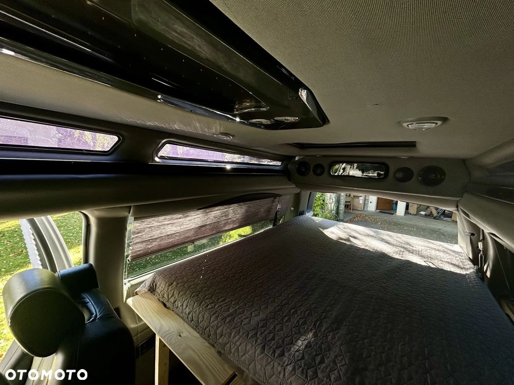Chevrolet Express - 16