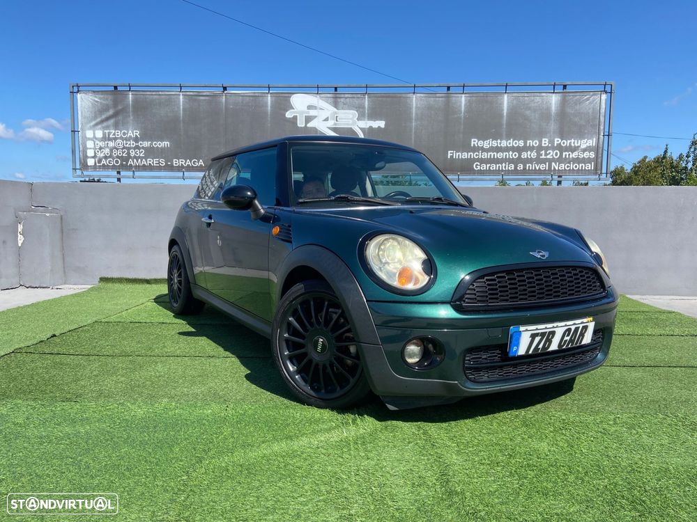 MINI 3 Portas Cooper D - 2