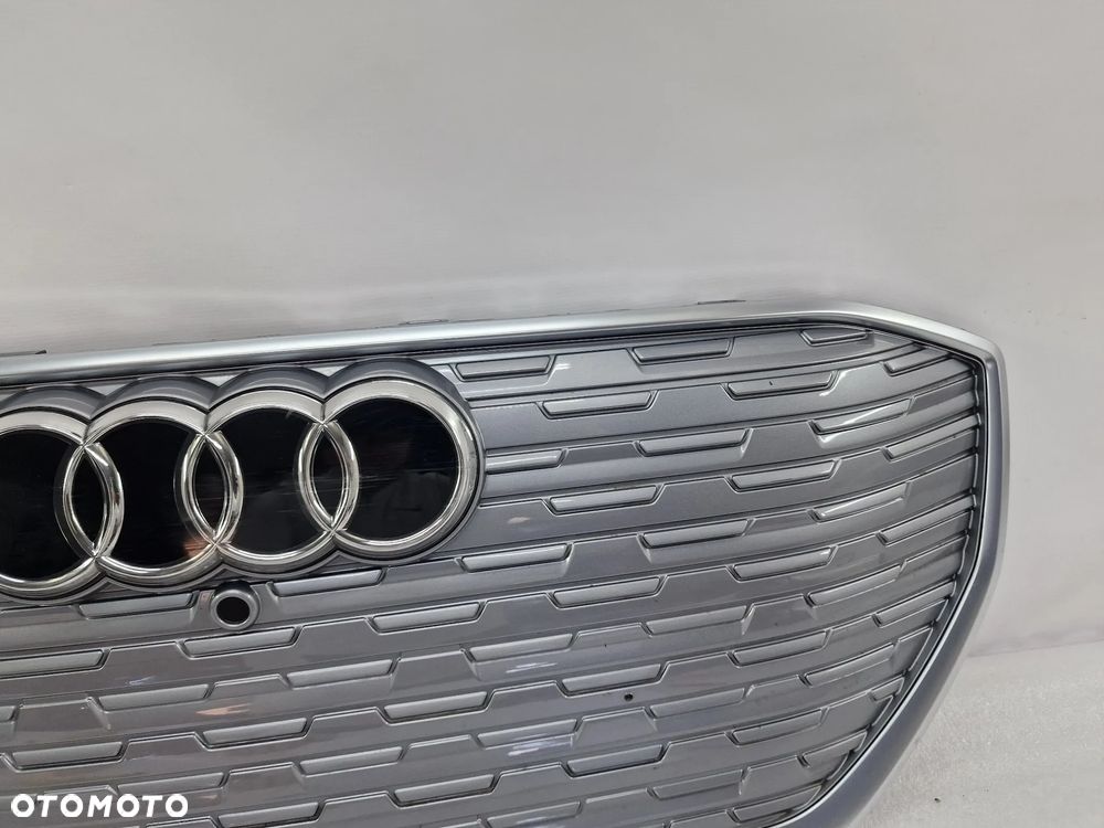 AUDI E-TRON Q4 89A 21- ATRAPA / GRILL PRZEDNI PRZÓD ZE ZNACZKIEM POD RADAR + KAMERA , NR 89A853653A / 89A853651A , NR AUKCJI GL412 - 7