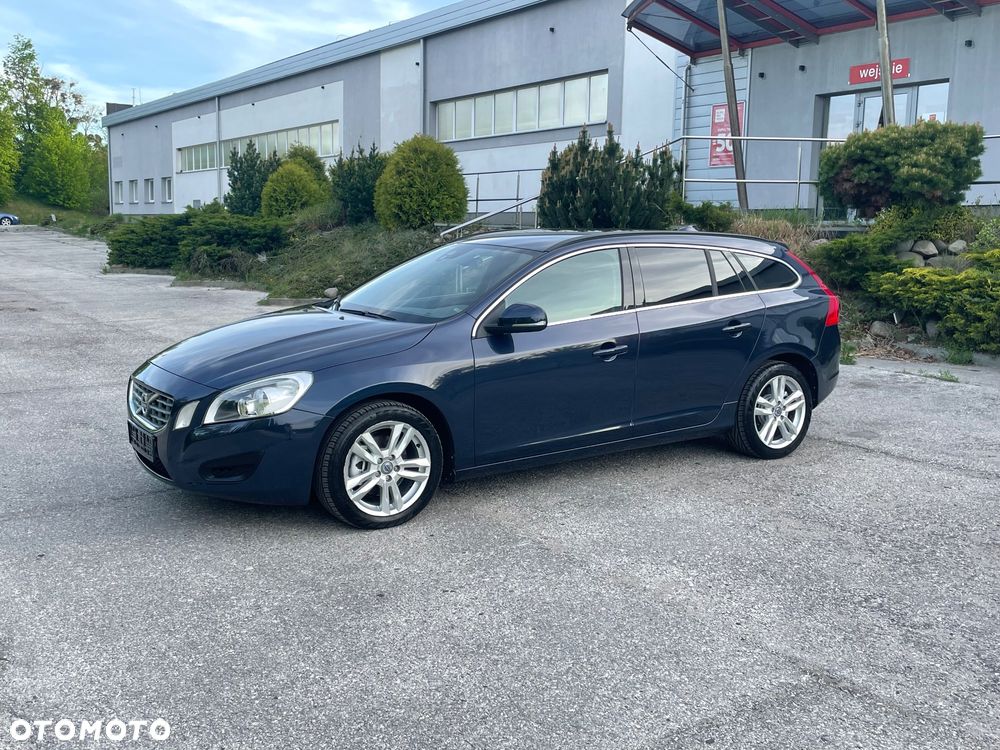 Volvo V60 T3 Kinetic - 36