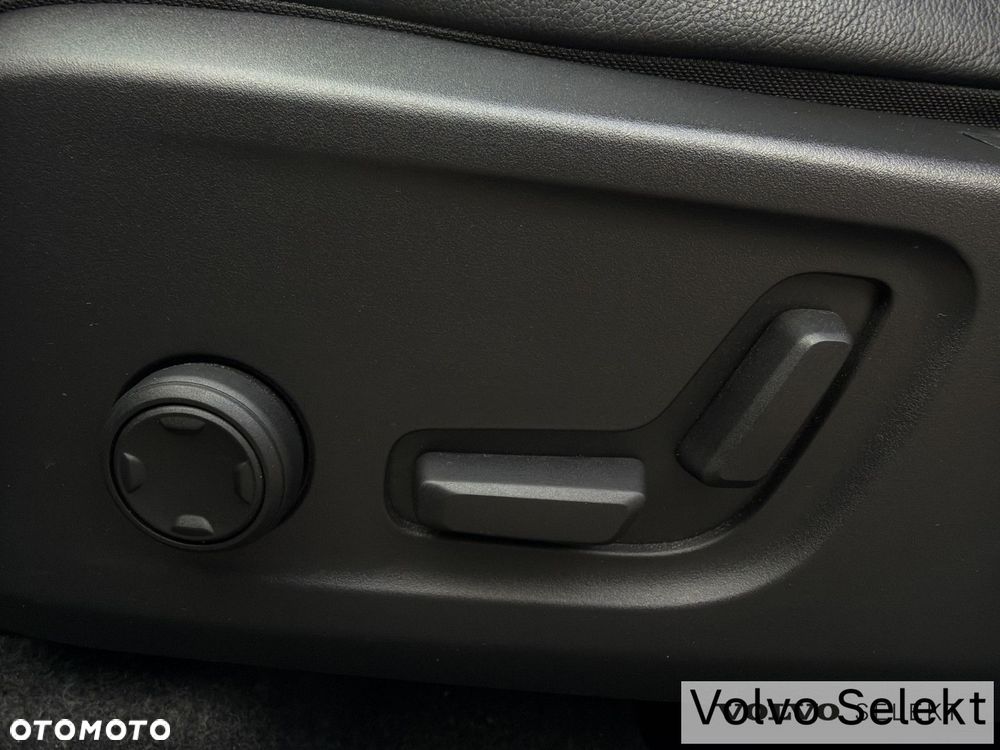 Volvo XC 40 - 31