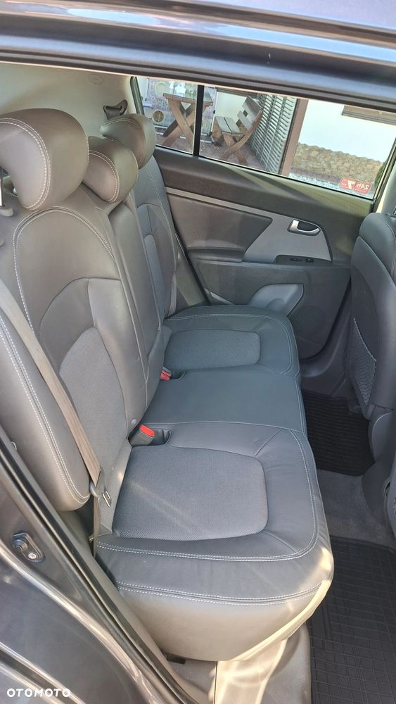 Kia Sportage 2.0 CVVT 4WD Vision - 19