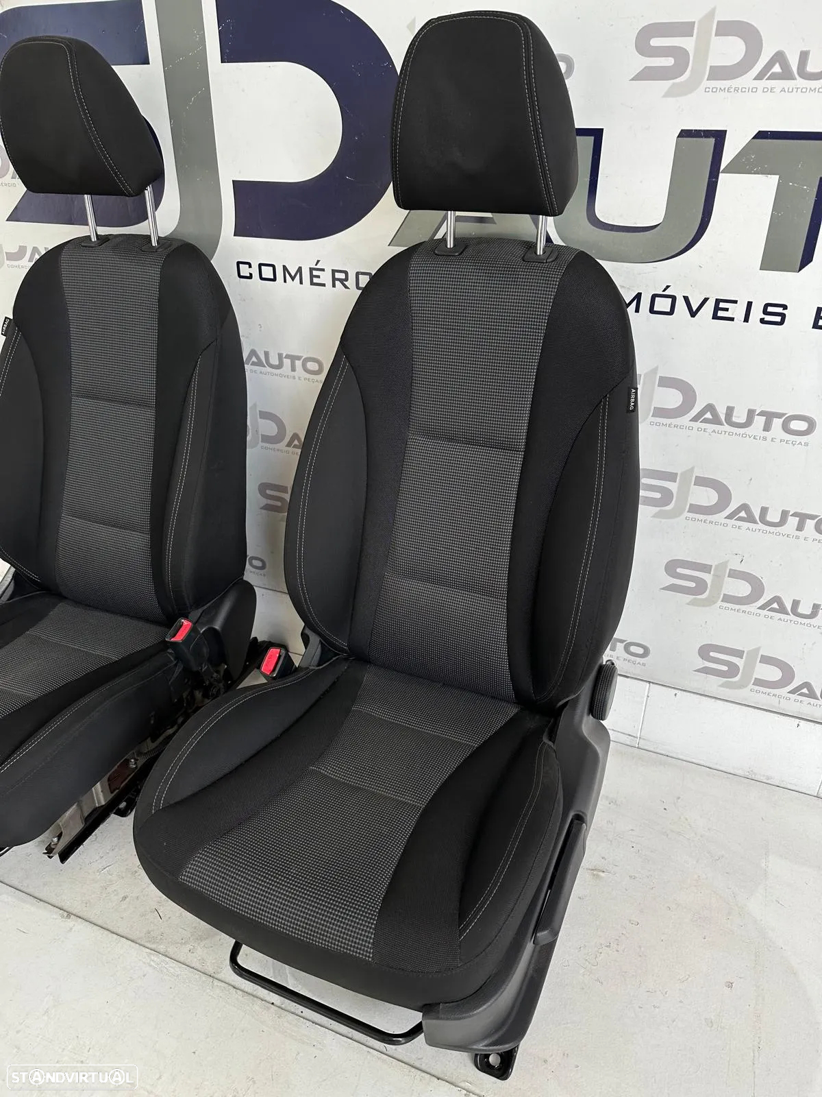 Conjunto Bancos - Hyundai i30 (2014) - 4