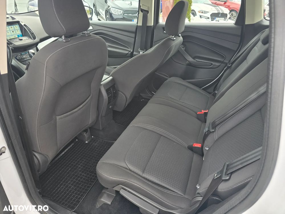 Ford Kuga 2.0 EcoBlue Aut. 4x4 TITANIUM - 11